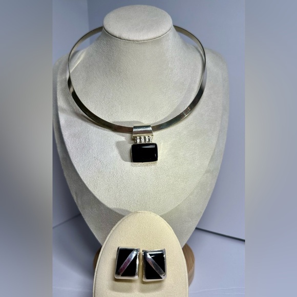 Vintage 925 Mexico Silver & Black Onxy Necklace & Earrings...